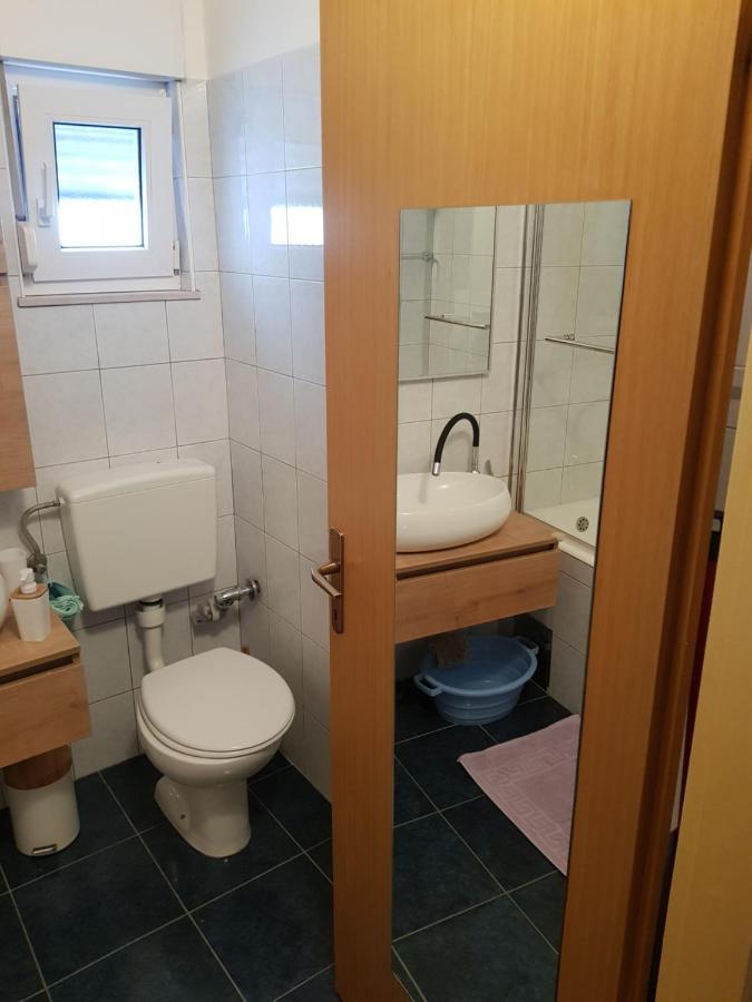 Apartment Milena Omis Exterior photo